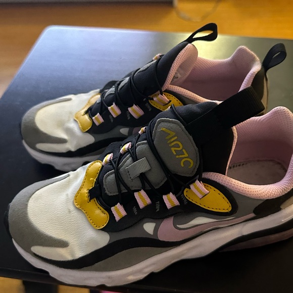 Nike Air Max 270 Rt - Picture 6 of 6